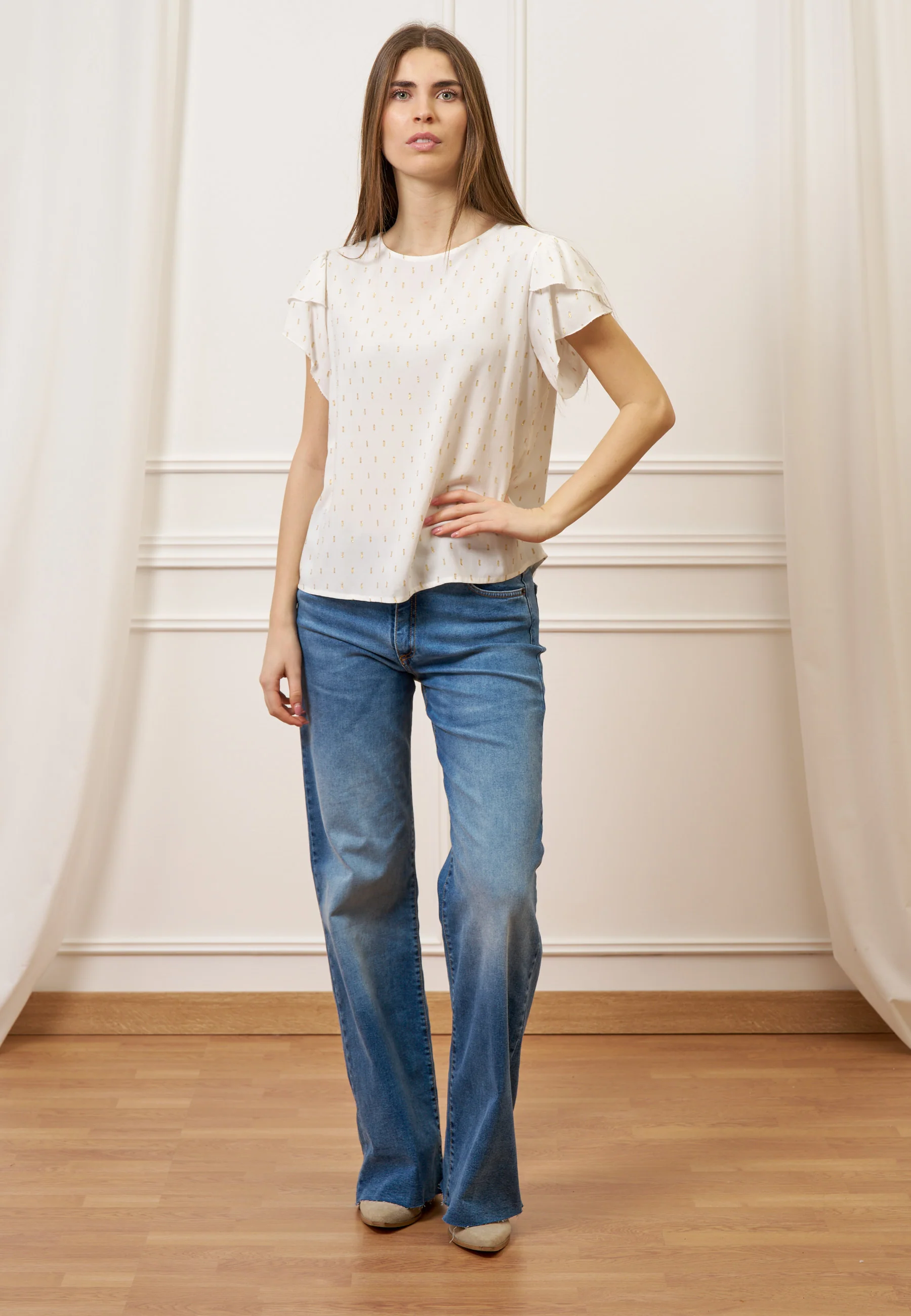 Blusa con maniche a petalo - AVORIO - Image 3