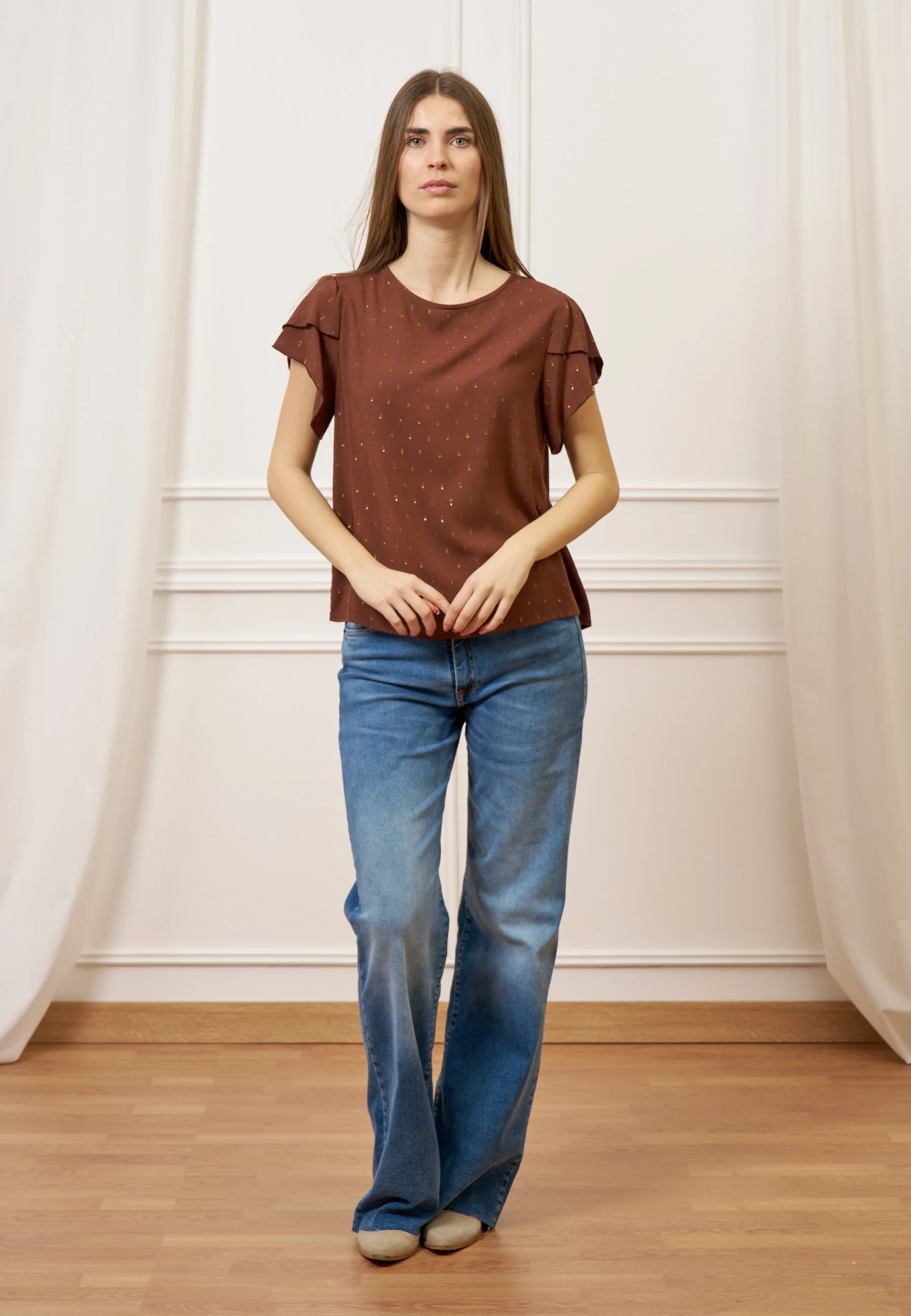 Blusa con maniche a petalo - MARRONE - Image 3
