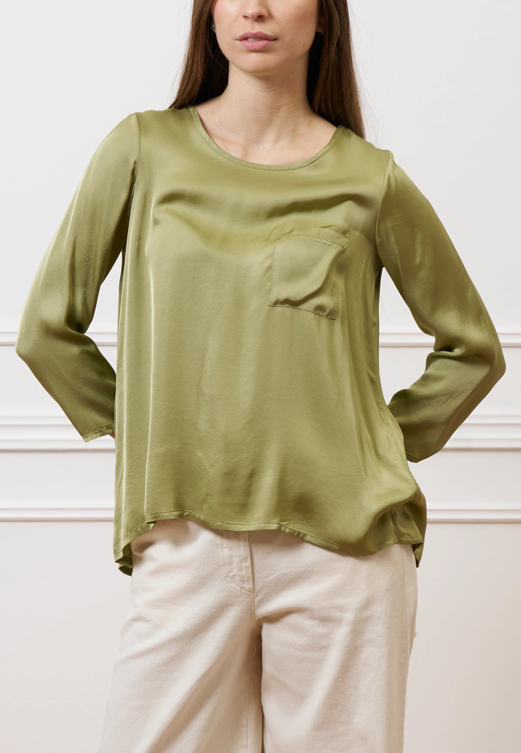 Blusa con taschino e arriccio retro - SALVIA - Image 3