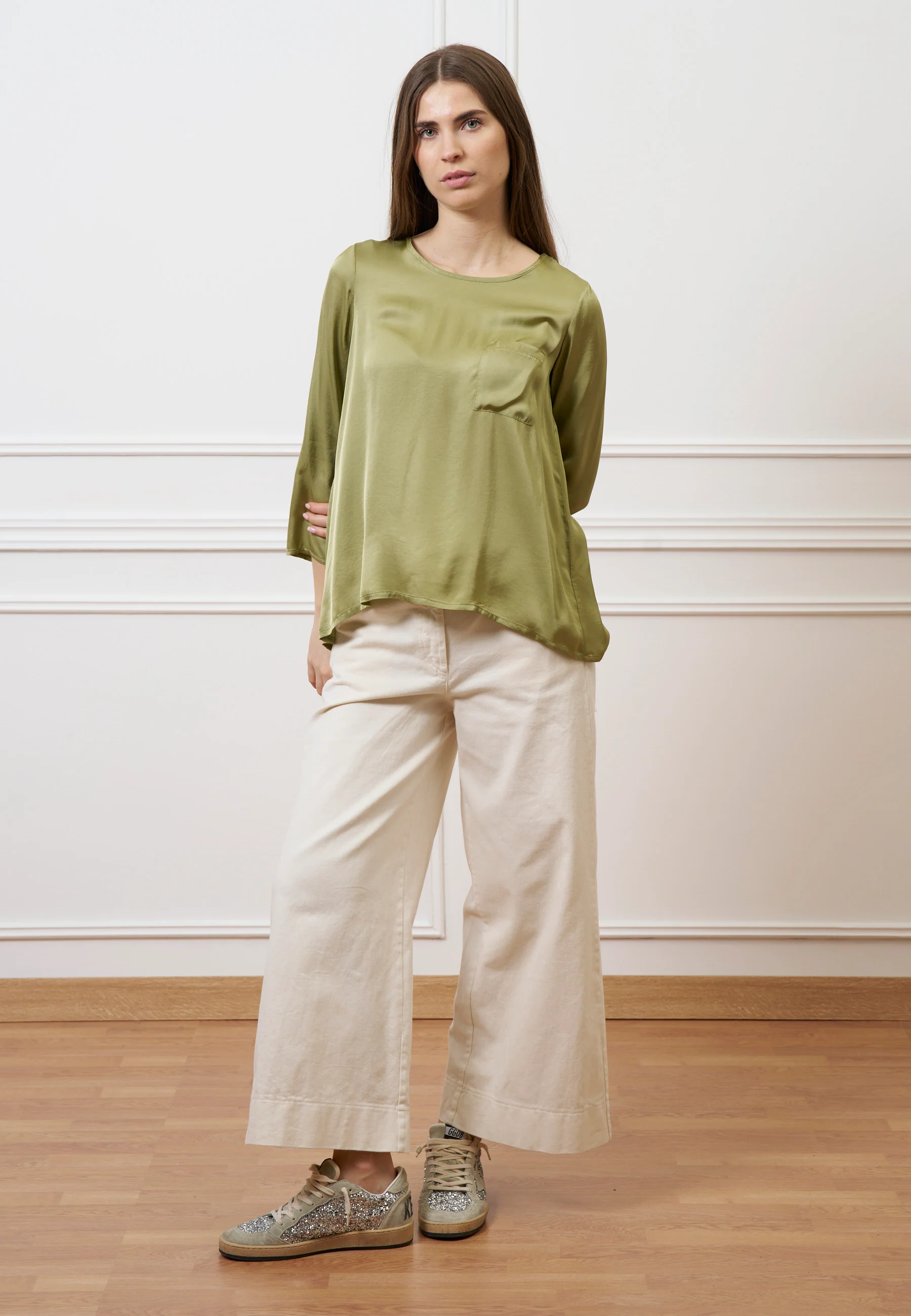 Blusa con taschino e arriccio retro - SALVIA - Image 4