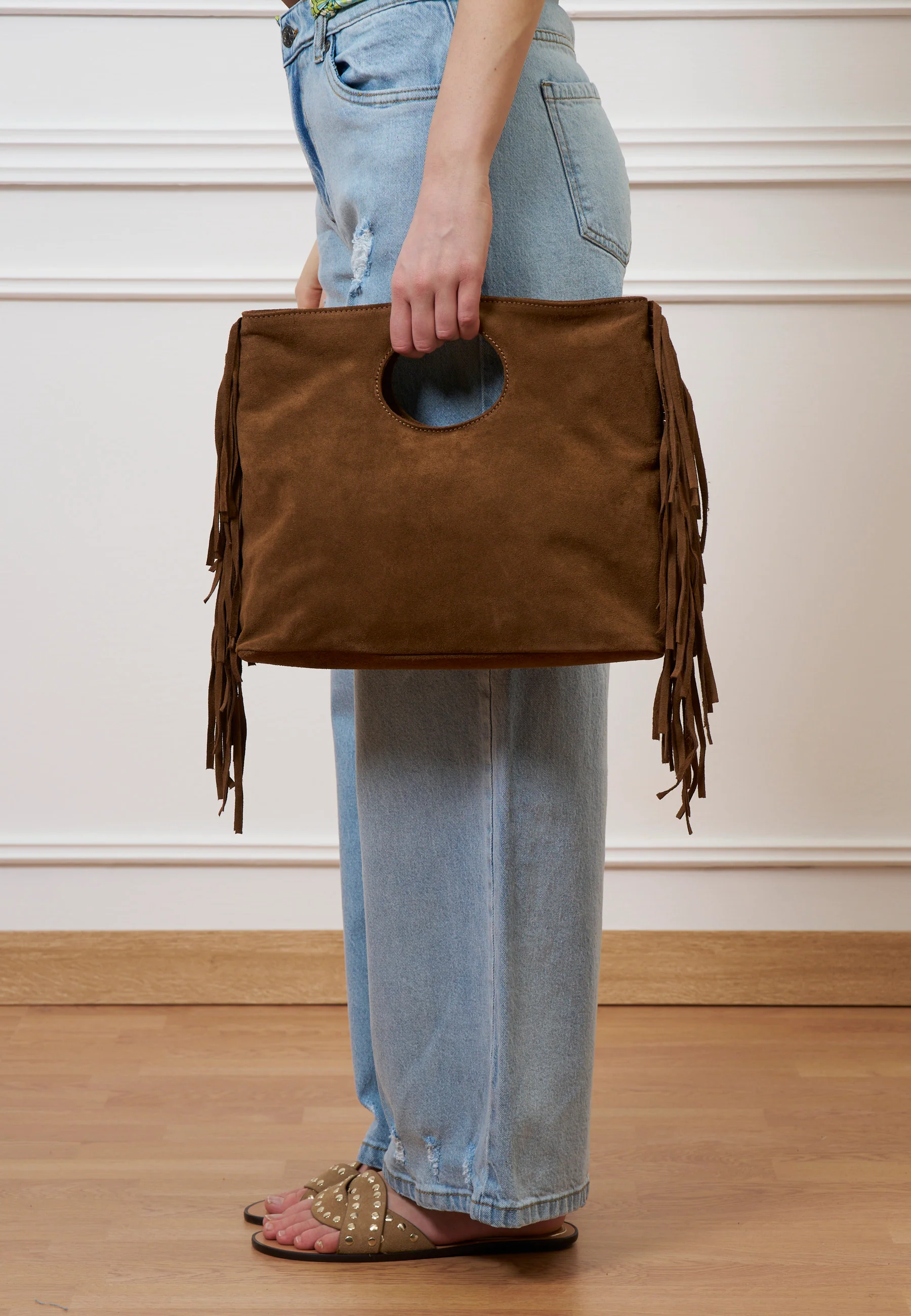 Borsa in camoscio con frange laterali - TABACCO - Image 3