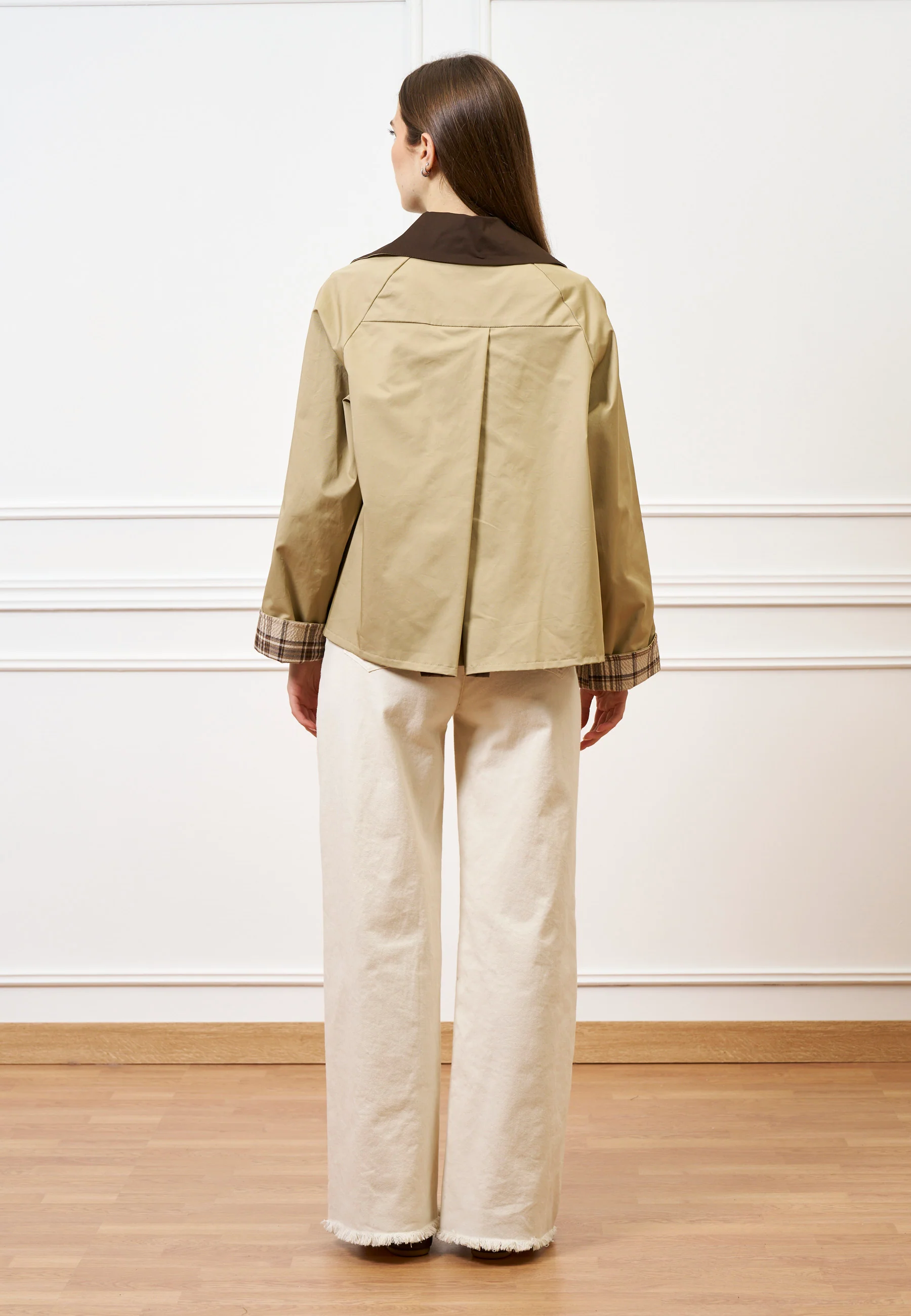 Giubbino corto con collo a contrasto - BEIGE - Image 7