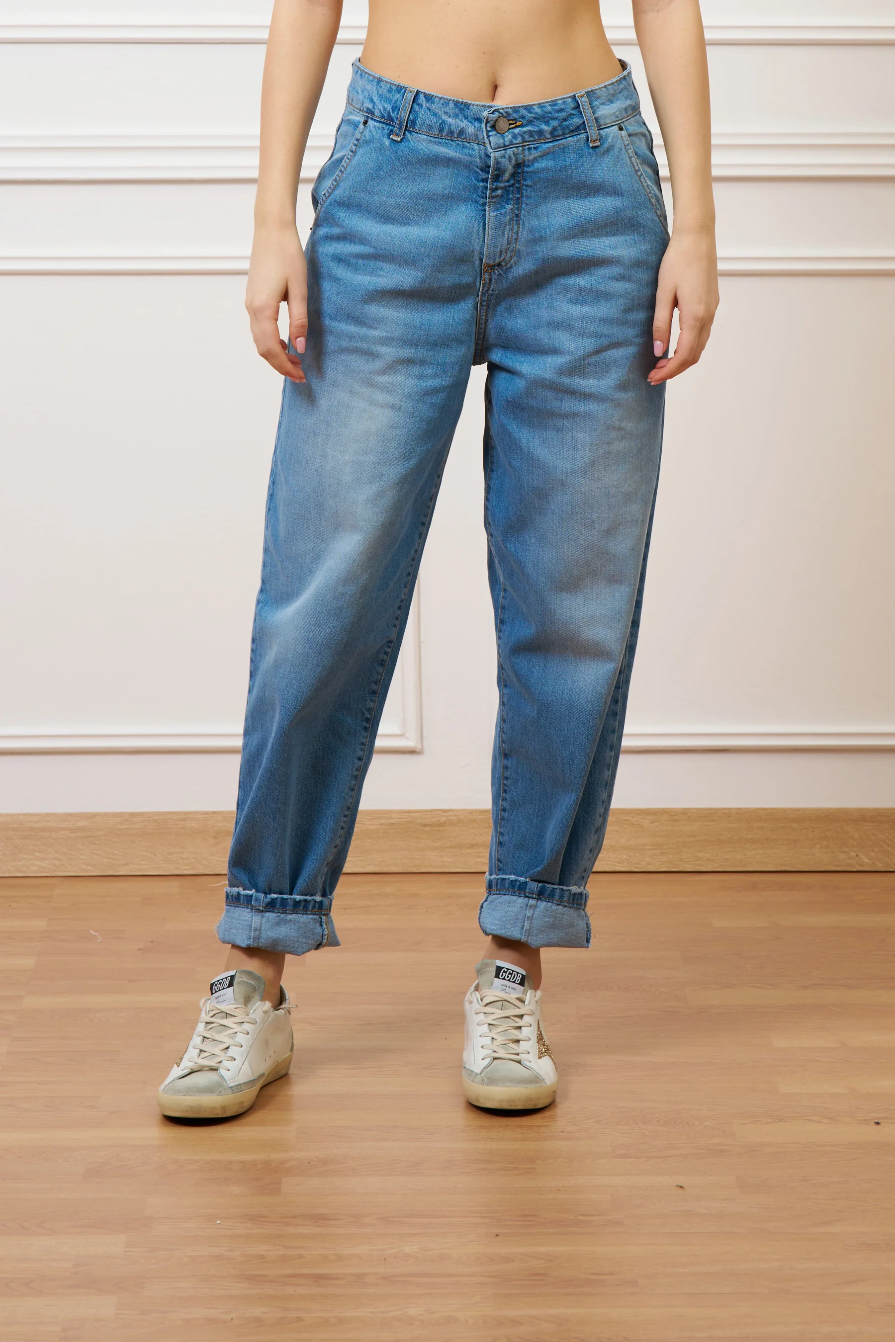 Jeans balloon con rotture sul fondo - JEANS - Image 4