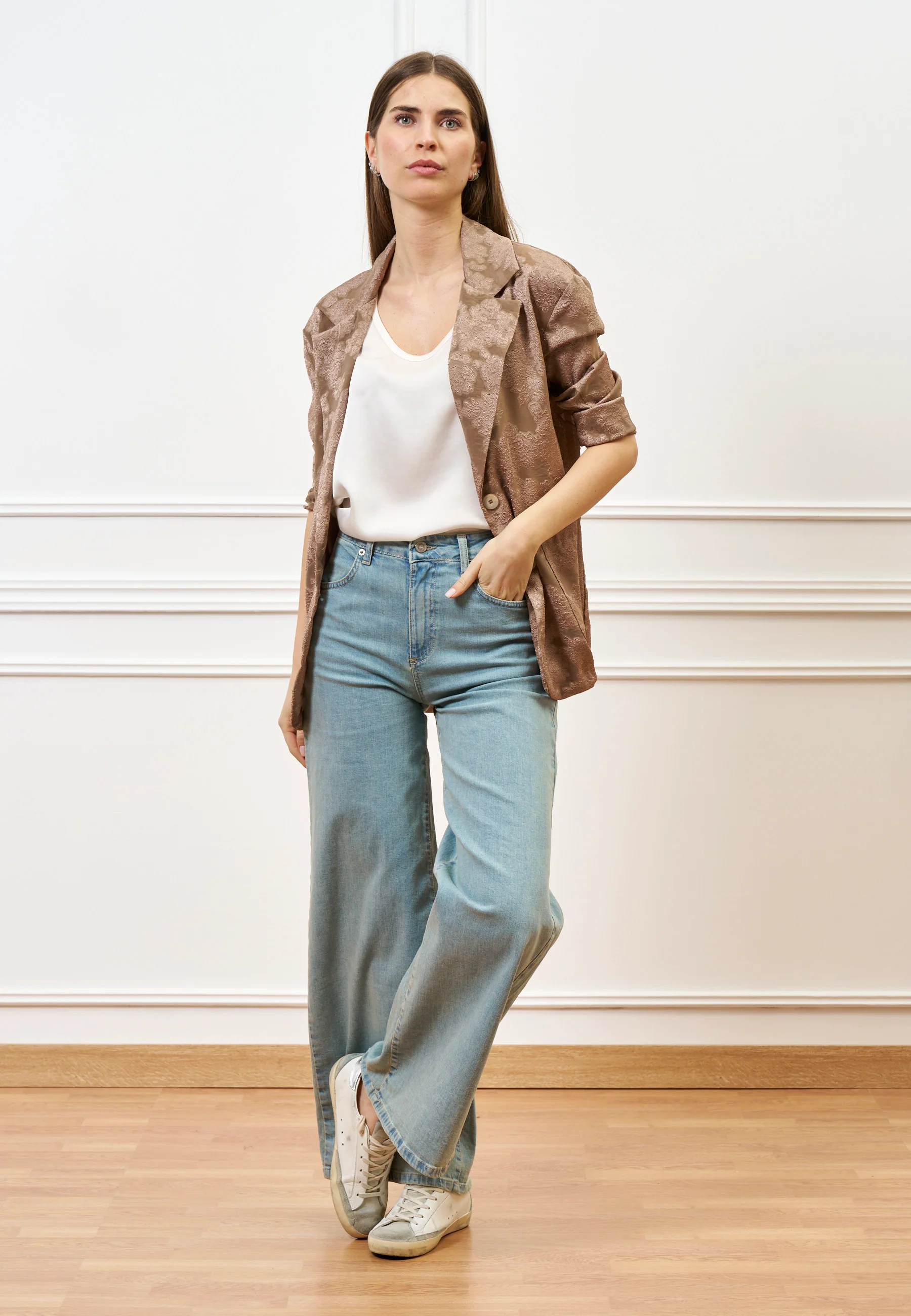 Jeans con gamba ampia a vita alta - JEANS