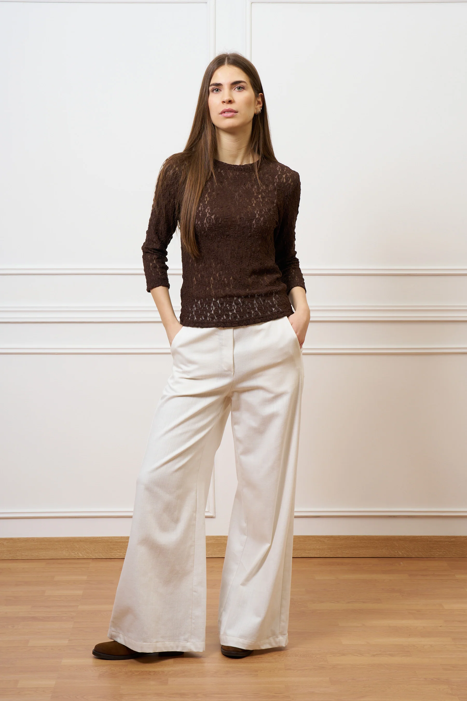 T-shirt in pizzo stretch maniche trequarti - MARRONE - Image 4