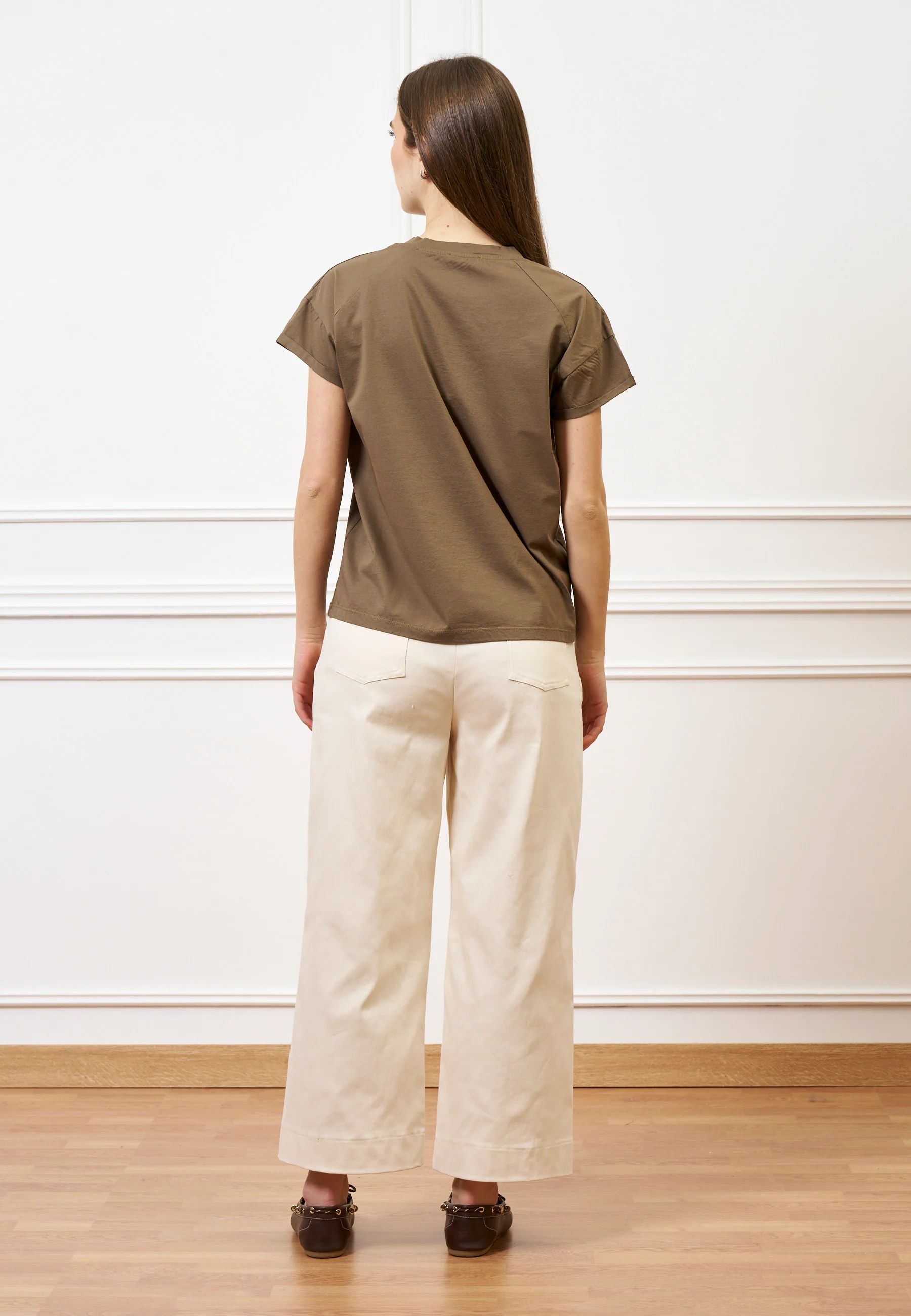 T-shirt over scollo a v - NOCCIOLA - Image 5